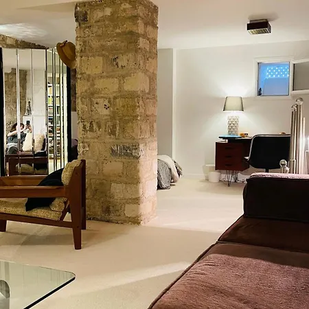 Sousplexe En Bas De Montmartre Apartment